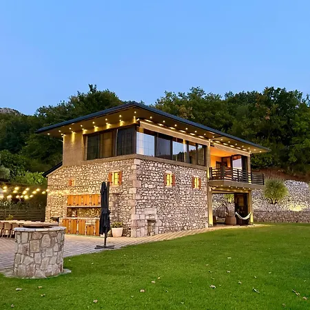 Villa Kulla Kadeli *